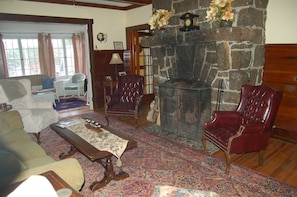 Living room with fireplace
