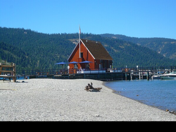 Strand