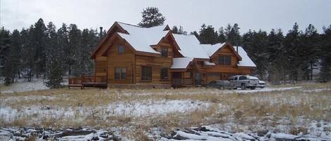 Lodge of the Rockies LLC 20 minutes south of Fairplay beautiful Trout Creek Pass