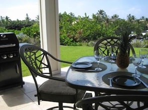 Outdoor Island living at its best on your private lanai!