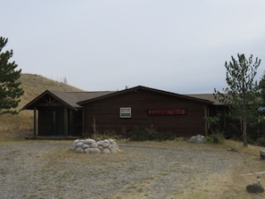 Emigrant Lodge