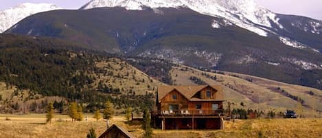 Yellowstone House and Fisherman's Cabin