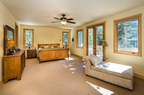 Master Bedroom-Main Floor/King Bed