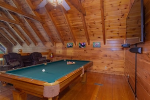 Spielezimmer