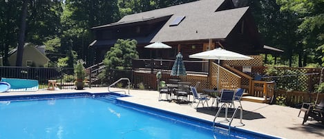 Private, heated pool for exclusive use of Ventura Pines Cabin guests
