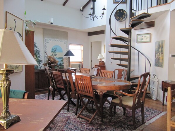 Dining area viewed from Living Room.