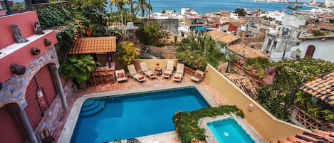 Beautifully located overlooking the Banderas bay just 3 blocks from the Malecon