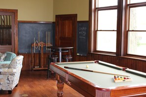 pool table
