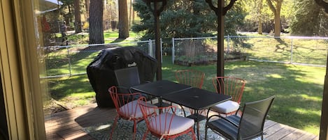 back covered patio  - seating for six with barbecue