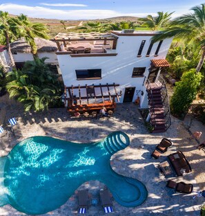 Common area roof view and suntanning deck