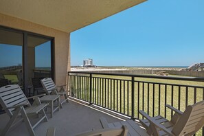 Direct views to the Gulf