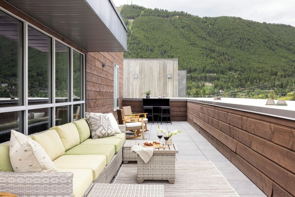 Patio - Penthouse on Glenwood 403 - Jackson Hole, WY - Luxury Villa Rental