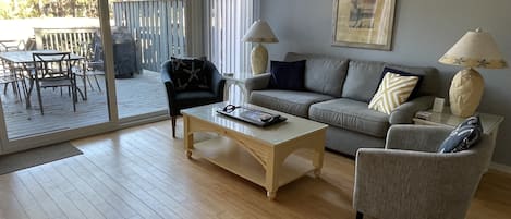 Relaxing Living Room Overlooking the Deck