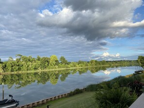 Gorgeous River Views 