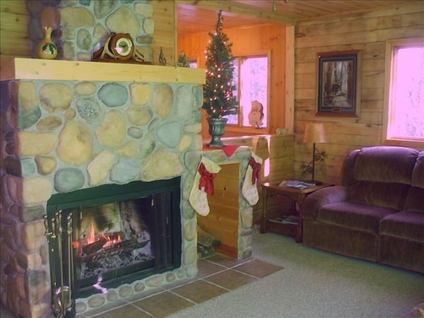 Livingroom with Wood Burning Fireplace