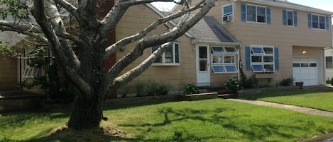 Essex Avenue view and main entrance door.