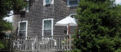 Deck side view of The Ice House