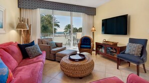 Living area with comfortable seating to enjoy the view!