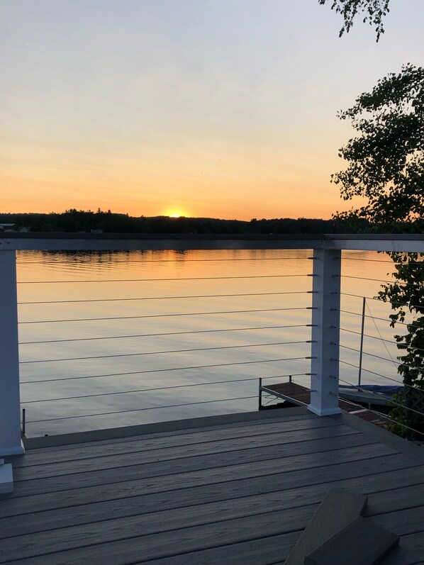 A new composite deck was added with a wire rail to reveal the best view.