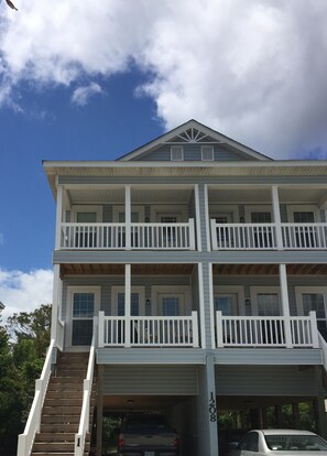 Views of the ocean from all levels 