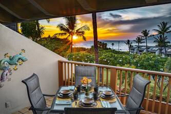 Spectacular Ocean View Front Row 2 Bedroom Condo! H-209