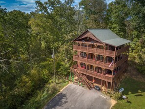 Sevierville Cabin "Antler Run" - Arial View