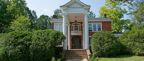 Georgian Entrance to Holt House