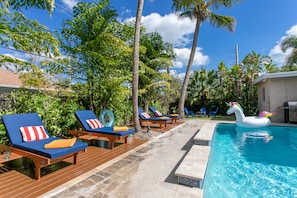 Ultra Luxury Lounge Beds + Private Tropical Backyard