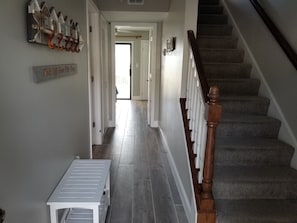 Foyer entrance upon entering condo