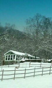 "Wonderful cabin getaway" "Just what we wanted" "Oh, the view from the sunroom"