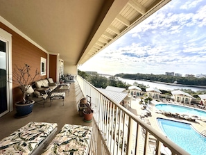 Enjoy the largest top floor balcony in the entire complex, with tons of seating