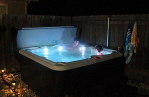 Bain à remous extérieur