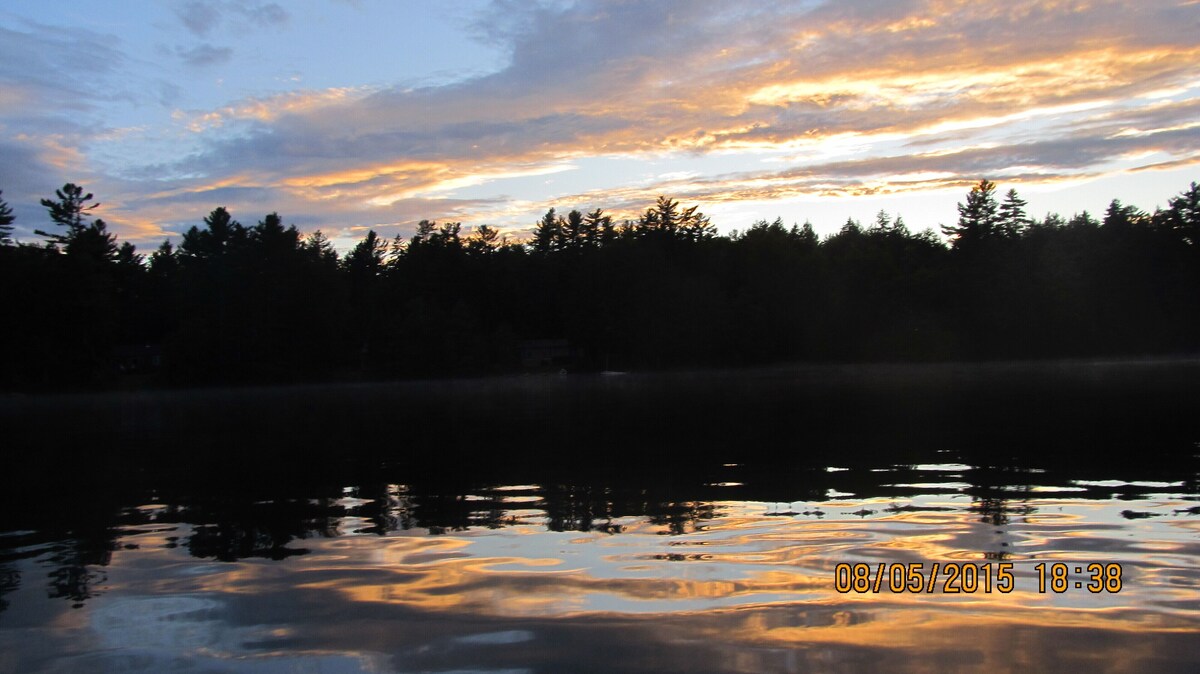 Lakefront Cottage on the beach-George’s Pond