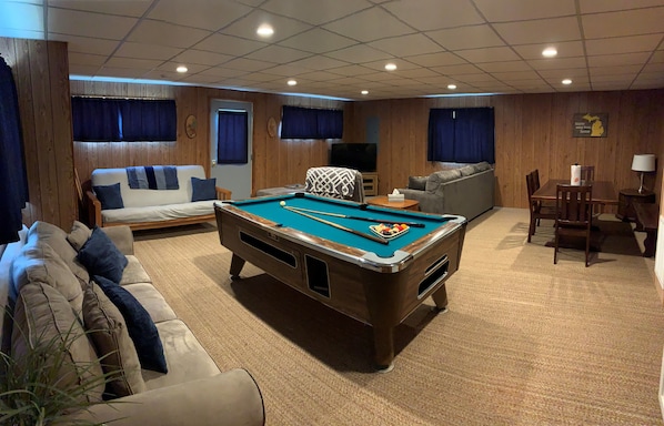 Family Room / Game Room