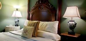 King Bedroom with Antebellum Antique Headboard with Comfortable, Modern Bed