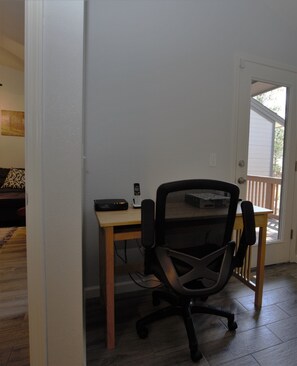 Office Desk (master)