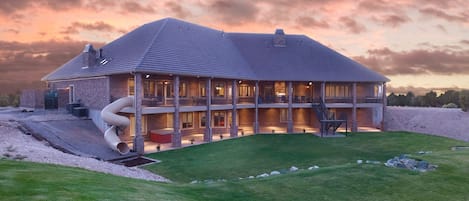 Luxurious Beaver Mountain Lodge. 