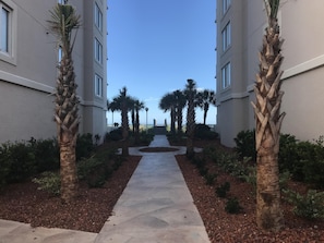 Walkway between the two towers with public access to the beach