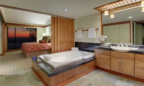 Bedroom/bathroom