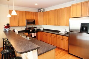 Well equipped kitchen