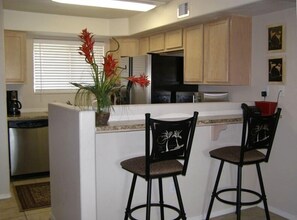 Full Service Kitchen!