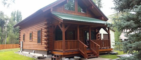 Hikers Cabin