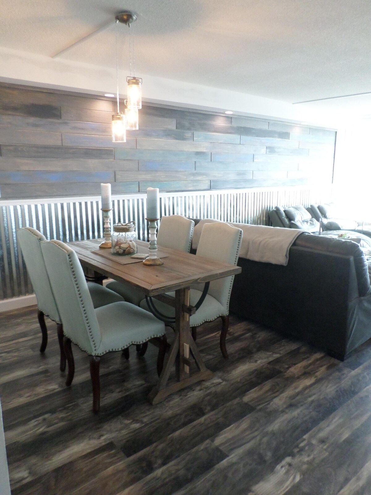 Completely Remodeled 2017!  Rustic Modern!  Luxury w/ stunning 11th floor Views