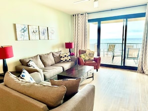 Great views directly from the living space. See the ocean right from the couch!