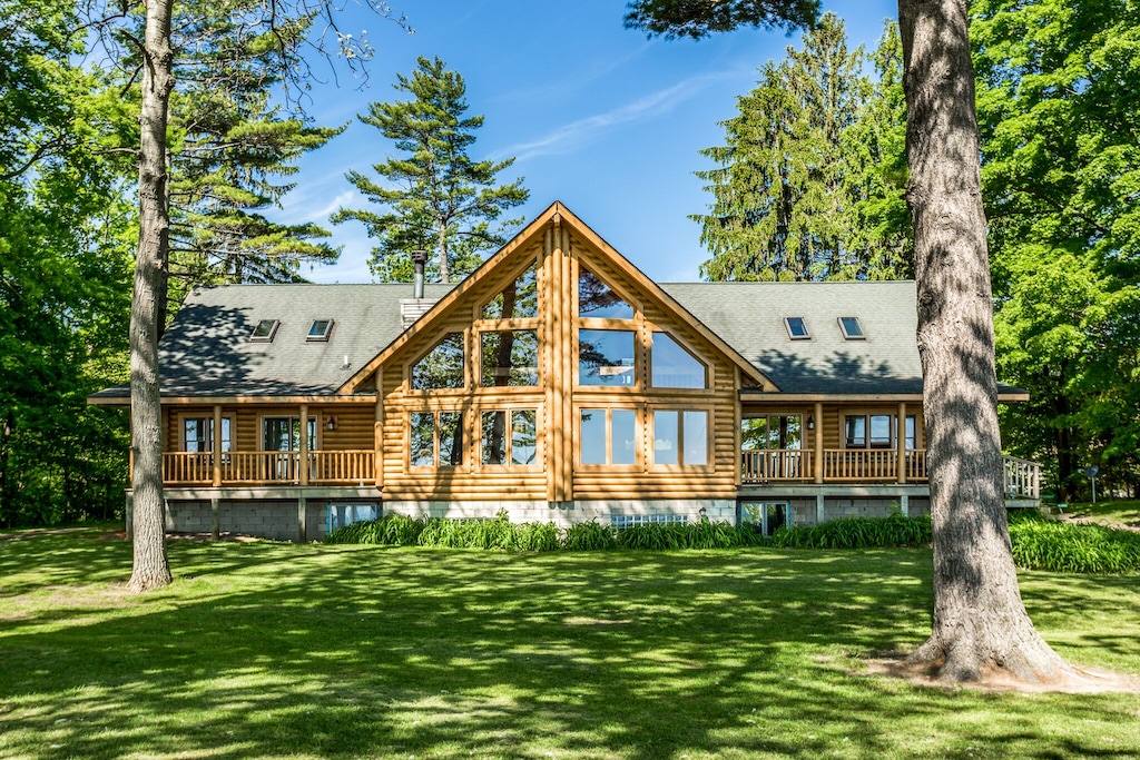 Lexington Lake Huron Large Log Home Sandy Beach/Sunrise Sanilac