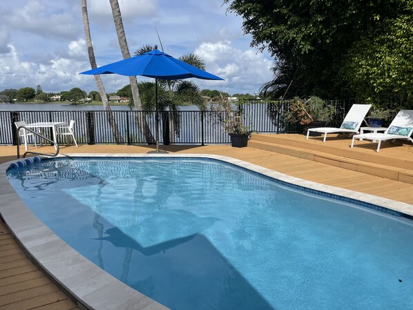 Our All NEW POOL! HEATER IS ALSO A CHILLER! 6 CHAISE-5 Umbr- Seats For14
Fence  