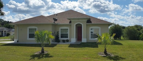 Your home away from home, the perfect vacation.!