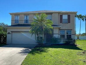 Frontage pic of Berkeley vacation home