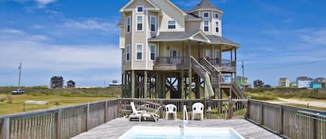 Poolside view, facing Pamlico Sound