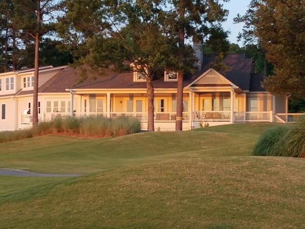 The Pointe: "Best View on the Lake"